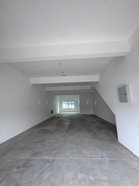Kedai untuk Disewa di Bandar Putra (Kulai) - Fion Lee - Interior - PropertyGuru.com.my