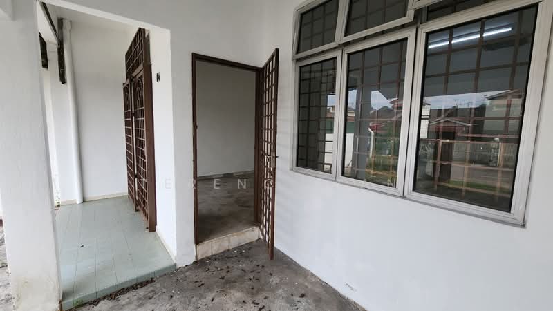 1-storey Terraced House for Sale in Johor Bahru (Johor) - Terence Tan - Exterior - PropertyGuru.com.my