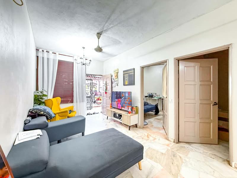 Townhouse for Sale in Taman Melati (Setapak) - Azli Ibrahim - Living Room - PropertyGuru.com.my