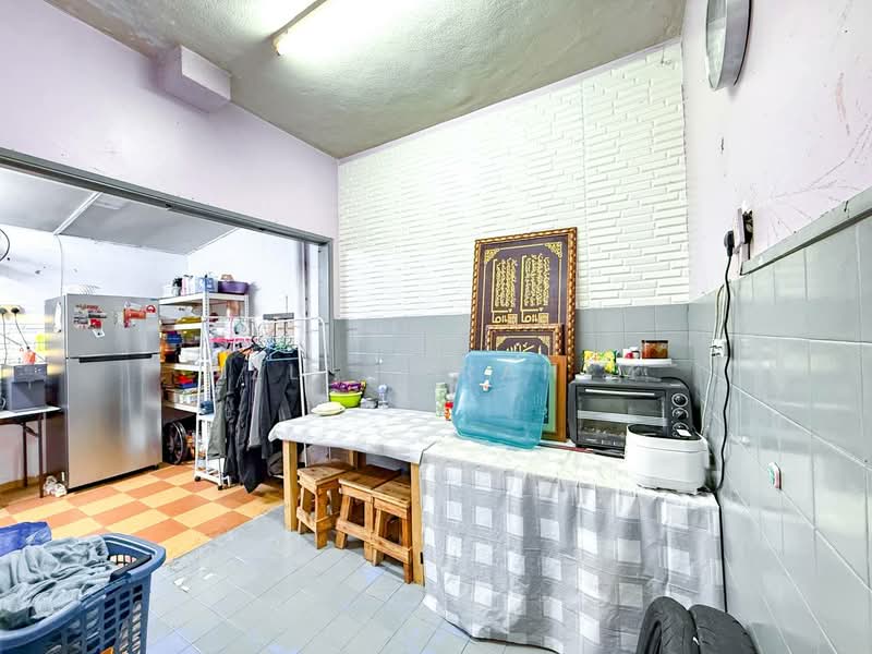 Townhouse for Sale in Taman Melati (Setapak) - Azli Ibrahim - Kitchen - PropertyGuru.com.my