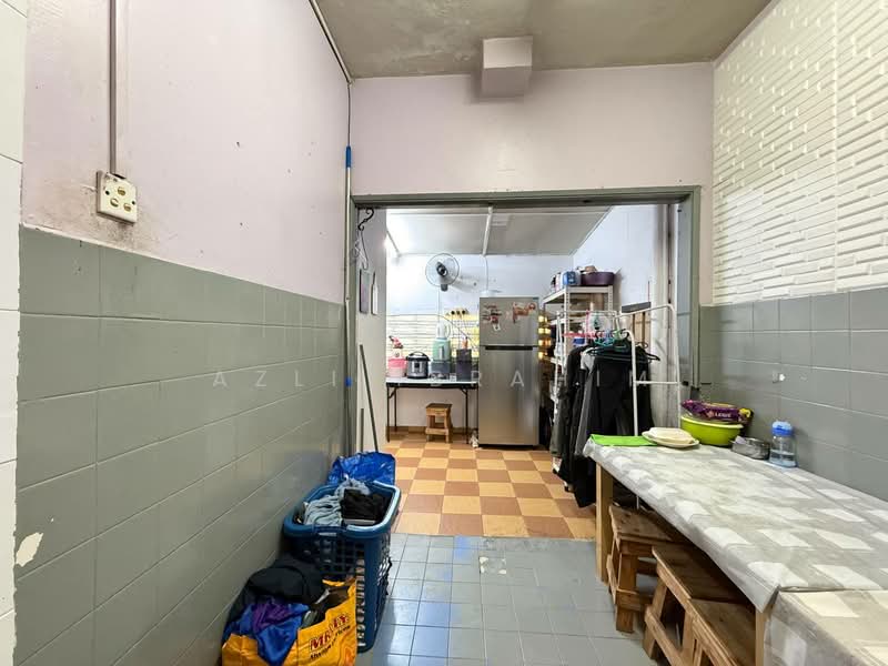 Townhouse for Sale in Taman Melati (Setapak) - Azli Ibrahim - Kitchen - PropertyGuru.com.my