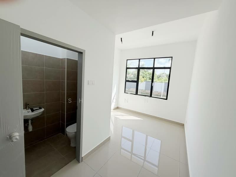 Rumah Teres 2 Tingkat untuk Dijual di Taman Ponderosa (Johor Bahru) - Sharon Ng - Bathroom - PropertyGuru.com.my
