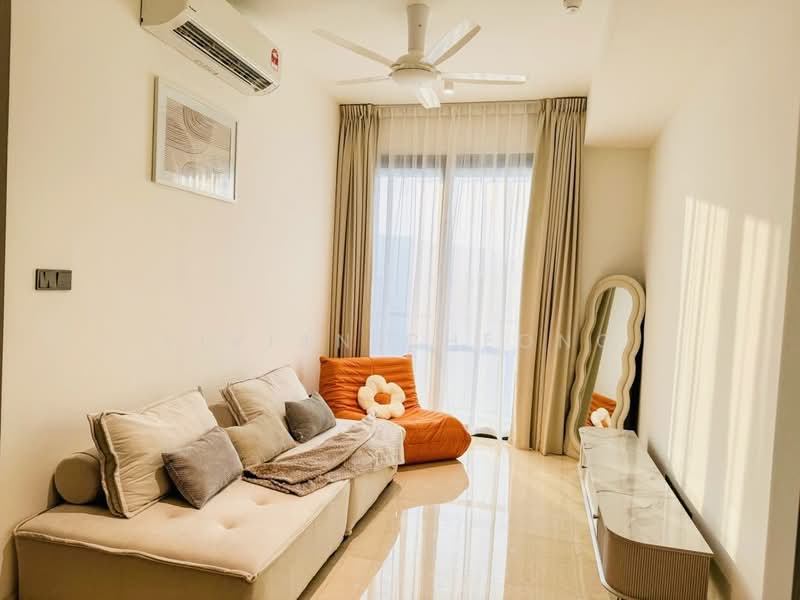 Servis Apartment untuk Dijual di Marriott Residence @ Gurney - Vivian Cheong - Living Room - PropertyGuru.com.my