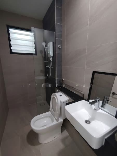 Servis Apartment untuk Disewa di 2Rio Residence @ Bandar Puteri Puchong - Jeffrey Yap - Bathroom - PropertyGuru.com.my