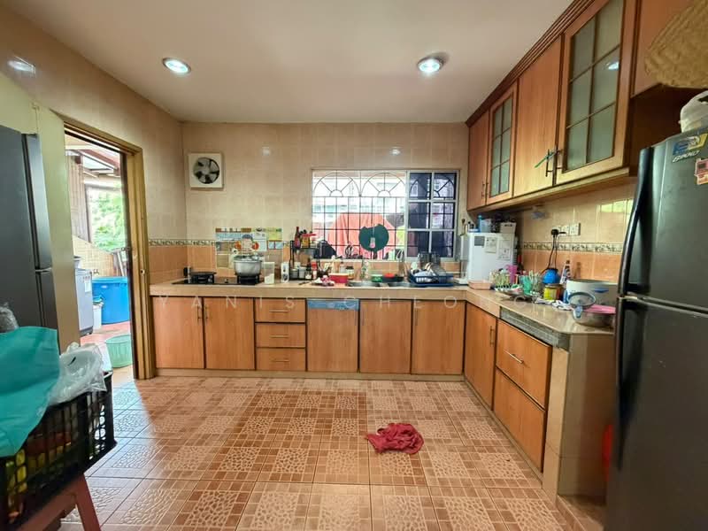 Rumah Bandar untuk Dijual di Taman Megah Kepong (Kepong) - Yanis Cheong - Kitchen - PropertyGuru.com.my