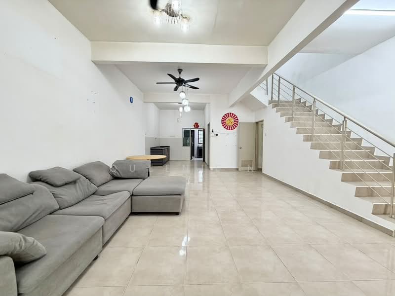 2-storey Terraced House for Sale in Taman Nusa Sentral (Iskandar Puteri (Nusajaya)) - Queenie Ng - Living Room - PropertyGuru.com.my