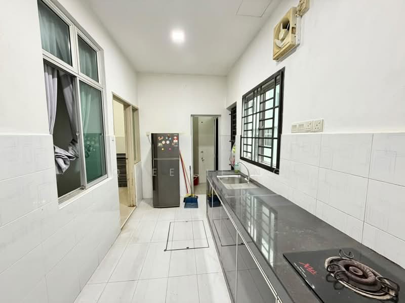 2-storey Terraced House for Sale in Taman Nusa Sentral (Iskandar Puteri (Nusajaya)) - Queenie Ng - Kitchen - PropertyGuru.com.my
