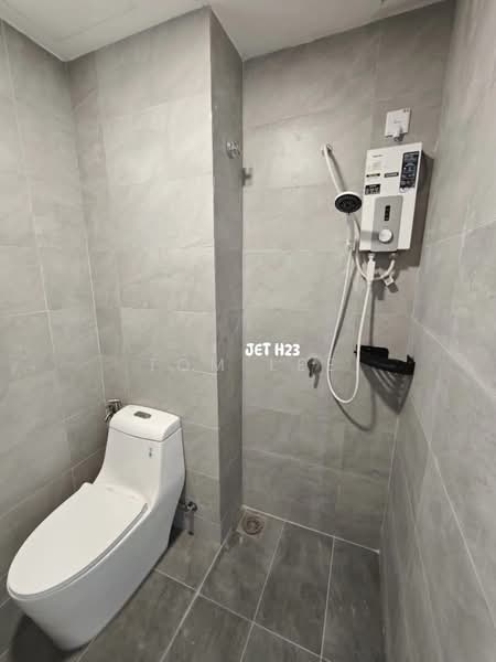 Service Residence for Sale at SUNSURIA FORUM SERVICED APARTMENT - Tom Lee - PropertyGuru.com.my