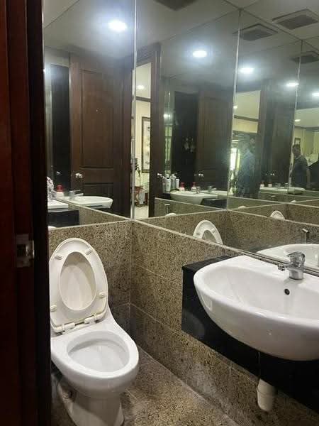 Bungalow House for Sale in Bukit Rahman Putra (Sungai Buloh) - HL Qua - Bathroom - PropertyGuru.com.my