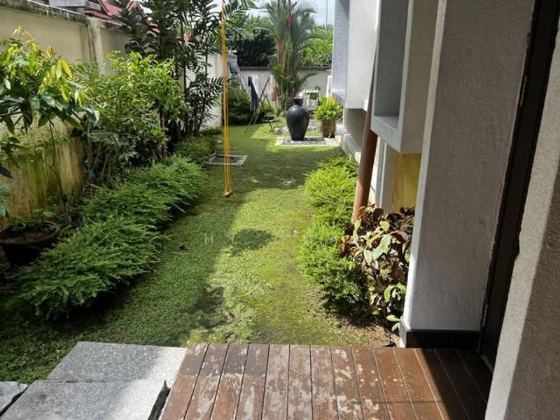Bungalow House for Sale in Bukit Rahman Putra (Sungai Buloh) - HL Qua - Garden - PropertyGuru.com.my