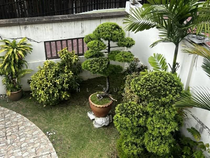 Bungalow House for Sale in Bukit Rahman Putra (Sungai Buloh) - HL Qua - Garden - PropertyGuru.com.my