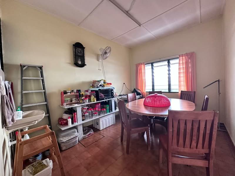 2-storey Terraced House for Sale in Taman Bukit Maluri (Kepong) - Kiing TW - Dining Room - PropertyGuru.com.my