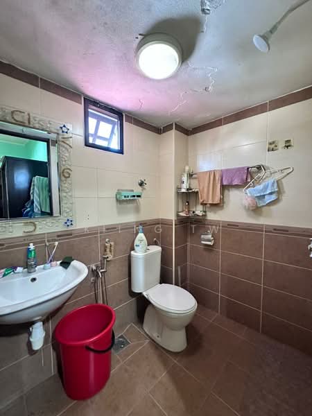 2-storey Terraced House for Sale in Taman Bukit Maluri (Kepong) - Kiing TW - Bathroom - PropertyGuru.com.my