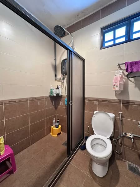 2-storey Terraced House for Sale in Taman Bukit Maluri (Kepong) - Kiing TW - Bathroom - PropertyGuru.com.my