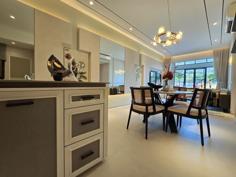 Servis Apartment untuk Dijual di Sunway Cochrane - Jacky Han - Dining Room - PropertyGuru.com.my