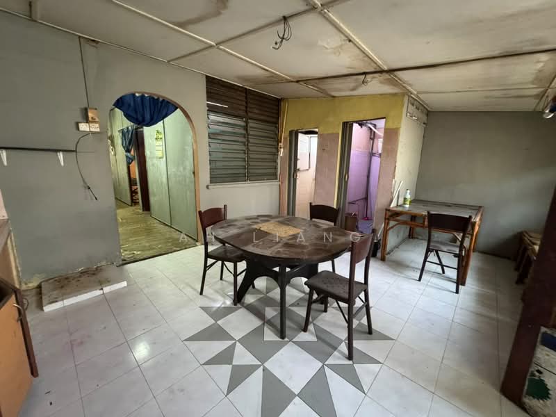 1-storey Terraced House for Sale in Taman Kota Jaya (Kota Tinggi) - Ah Liang - Dining Room - PropertyGuru.com.my