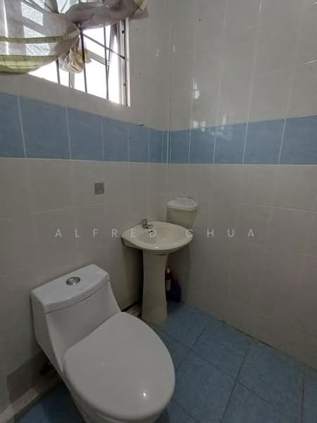 Rumah Teres 2 Tingkat untuk Dijual di Kota Sentosa (Kuching) - Alfred Chua - Bathroom - PropertyGuru.com.my