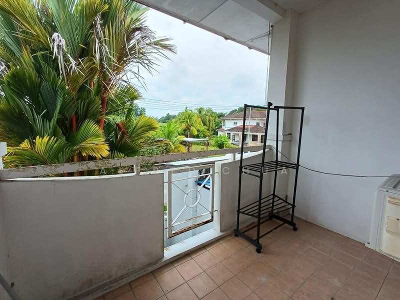 Rumah Teres 2 Tingkat untuk Dijual di Kota Sentosa (Kuching) - Alfred Chua - Balcony - PropertyGuru.com.my