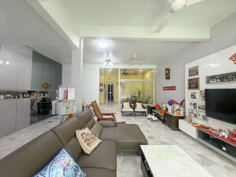 Rumah Teres 2 Tingkat untuk Dijual di Kepong (Kuala Lumpur) - Kiing TW - Living Room - PropertyGuru.com.my