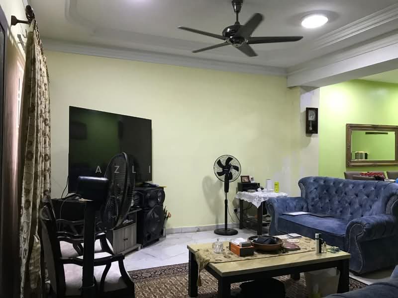 Rumah Teres 2 Tingkat untuk Dijual di Bandar Tasik Puteri (Rawang) - Azli Ibrahim - Living Room - PropertyGuru.com.my