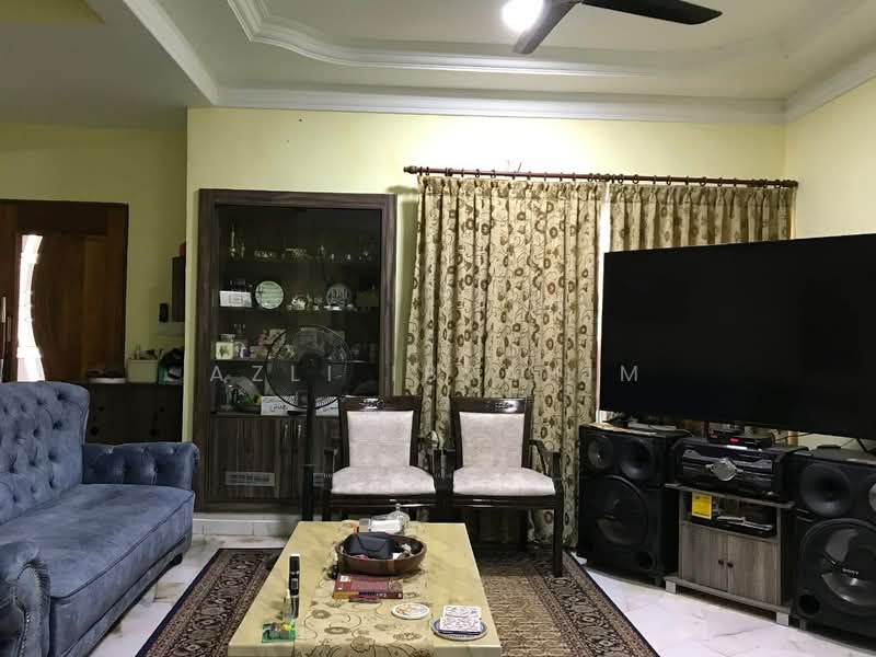 Rumah Teres 2 Tingkat untuk Dijual di Bandar Tasik Puteri (Rawang) - Azli Ibrahim - Living Room - PropertyGuru.com.my