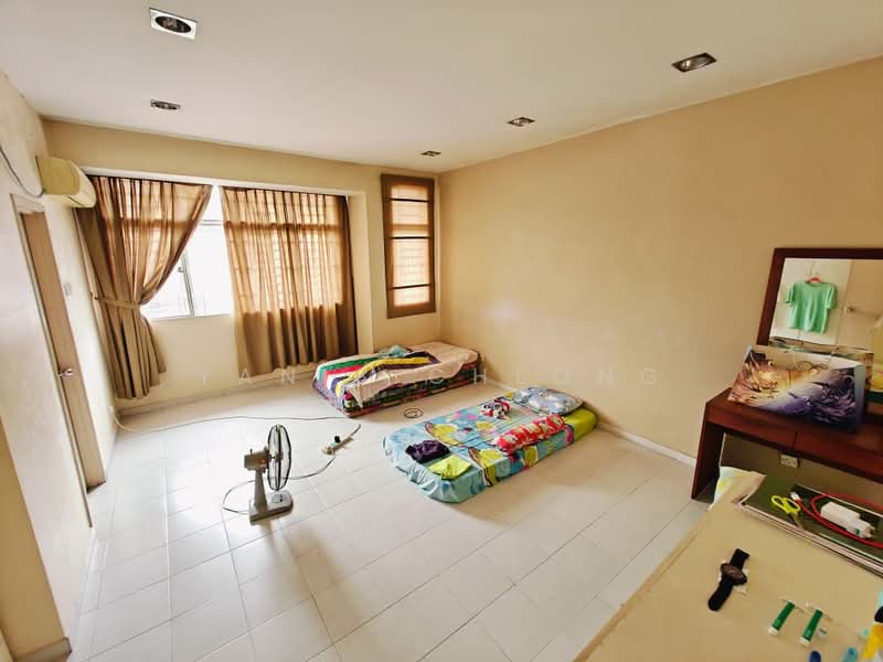 2-storey Terraced House for Sale in Kampung Segambut Tengah (Segambut) - Yanis Cheong - Bedroom - PropertyGuru.com.my