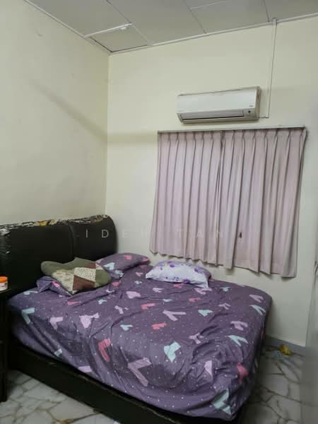 Rumah Teres 1 Tingkat untuk Dijual di Taman Skudai Baru (Skudai) - Iden Tan - Bedroom - PropertyGuru.com.my