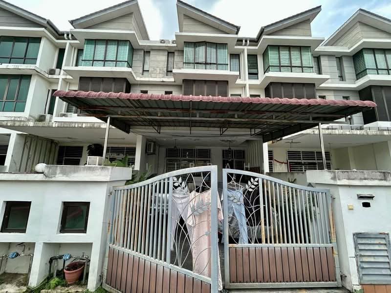 Rumah Teres 2.5 Tingkat untuk Dijual di Taman Putra Impiana (Puchong) - Azli Ibrahim - Exterior - PropertyGuru.com.my