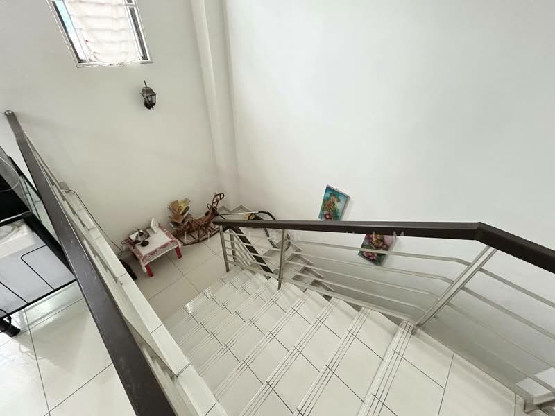 Rumah Teres 2.5 Tingkat untuk Dijual di Taman Putra Impiana (Puchong) - Azli Ibrahim - Interior - PropertyGuru.com.my