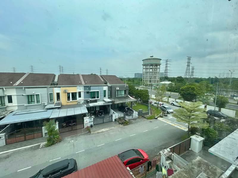 Rumah Teres 2.5 Tingkat untuk Dijual di Taman Putra Impiana (Puchong) - Azli Ibrahim - Exterior - PropertyGuru.com.my