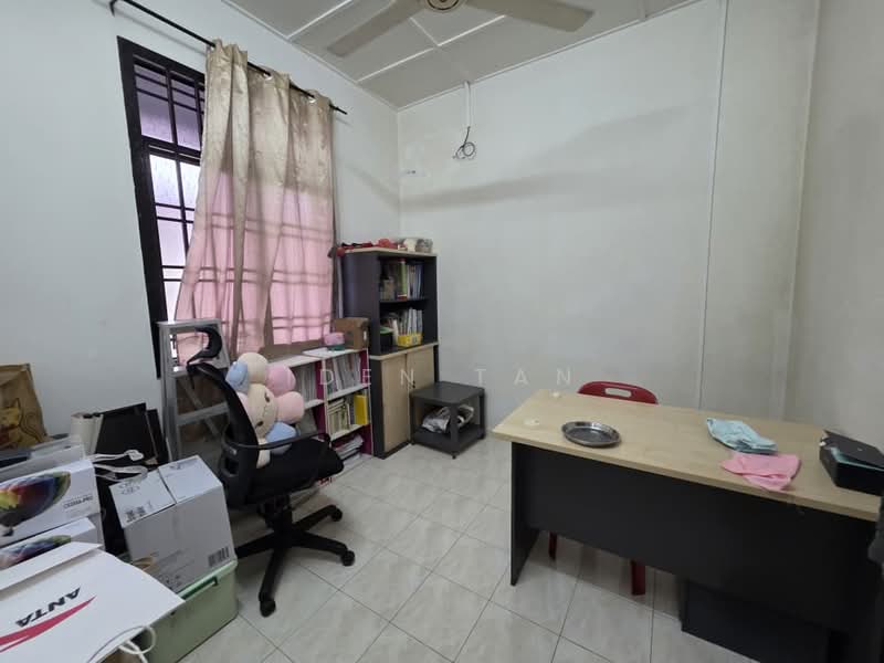 1-storey Terraced House for Sale in Bukit Indah (Iskandar Puteri (Nusajaya)) - Iden Tan - Study - PropertyGuru.com.my