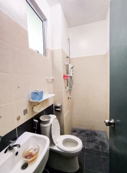 2-storey Terraced House for Rent in Masai (Johor) - Alexius Lim - Bathroom - PropertyGuru.com.my