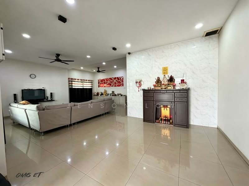 Rumah Berkembar untuk Dijual di Klang (Selangor) - Jenson Low - Living Room - PropertyGuru.com.my