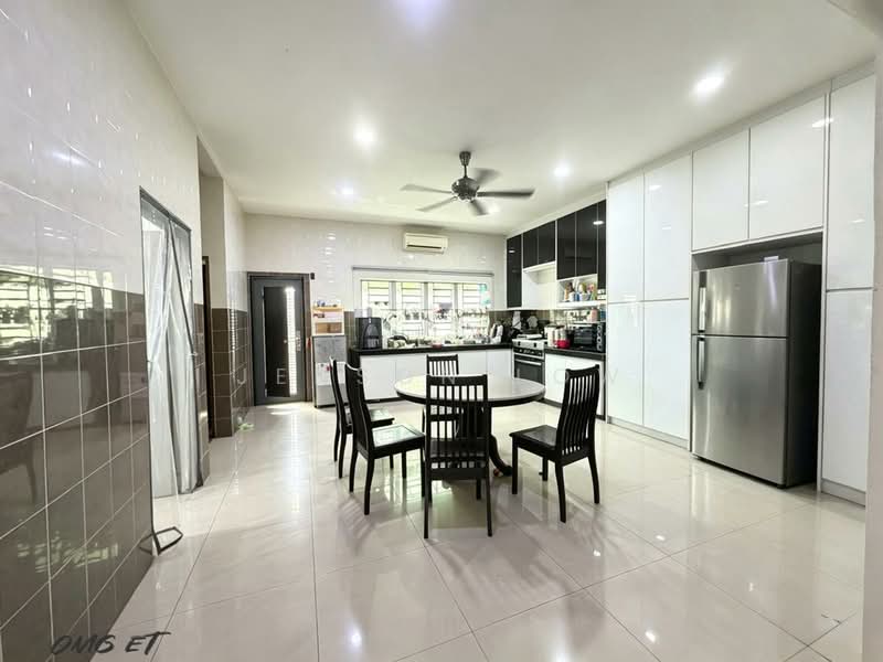 Rumah Berkembar untuk Dijual di Klang (Selangor) - Jenson Low - Kitchen - PropertyGuru.com.my