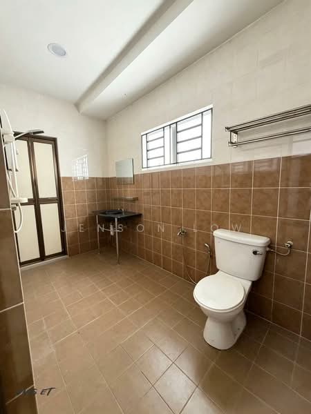 Rumah Berkembar untuk Dijual di Klang (Selangor) - Jenson Low - Bathroom - PropertyGuru.com.my