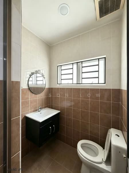 Rumah Berkembar untuk Dijual di Klang (Selangor) - Jenson Low - Bathroom - PropertyGuru.com.my