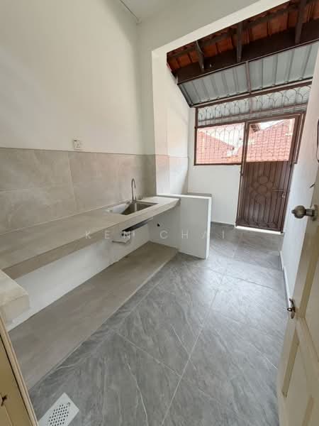 Rumah Teres 1.5 Tingkat untuk Dijual di Taman Pelangi Indah (Ulu Tiram) - Ken Chai - PropertyGuru.com.my