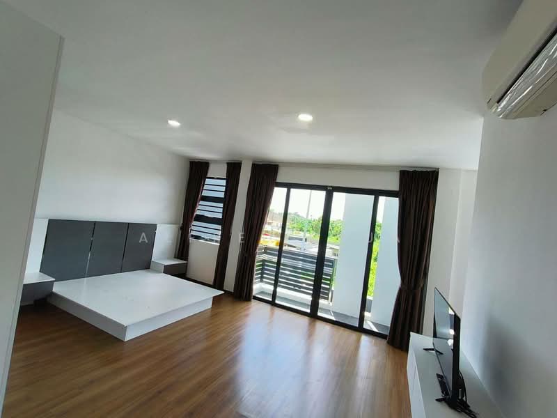 Rumah Berkembar untuk Dijual di Kuching (Sarawak) - Alfred Chua - Bedroom - PropertyGuru.com.my