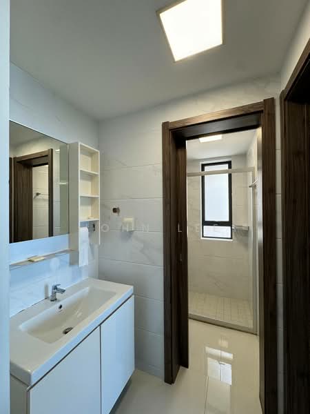 Kondominium untuk Disewa di Cerulean Bay @ Forest City - John Lee - Bathroom - PropertyGuru.com.my
