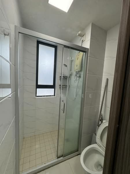 Condominium for Rent at Cerulean Bay @ Forest City - John Lee - Bathroom - PropertyGuru.com.my