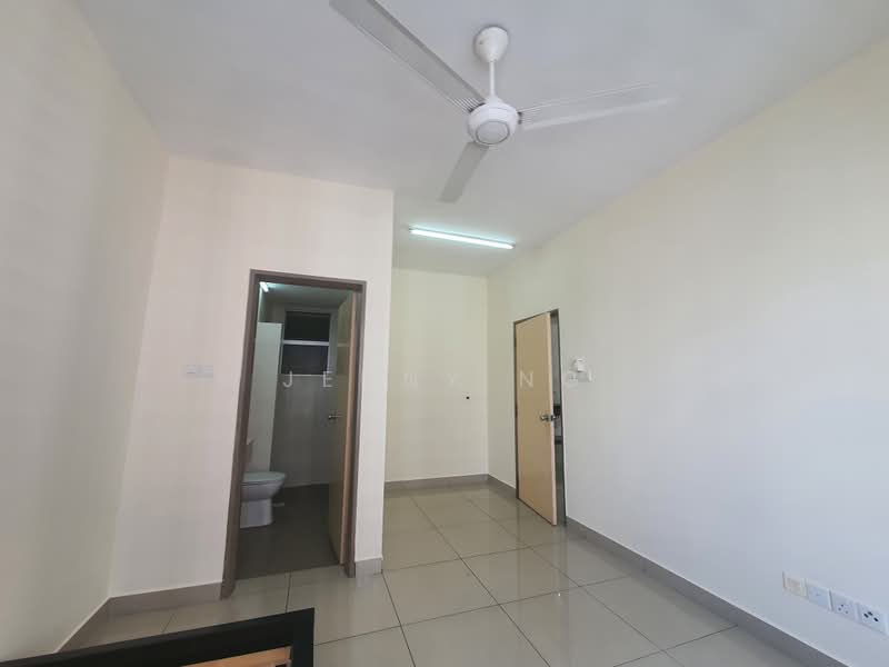 Service Residence for Sale at Platinum Lake PV 21 - Jenny Ng - Bathroom - PropertyGuru.com.my