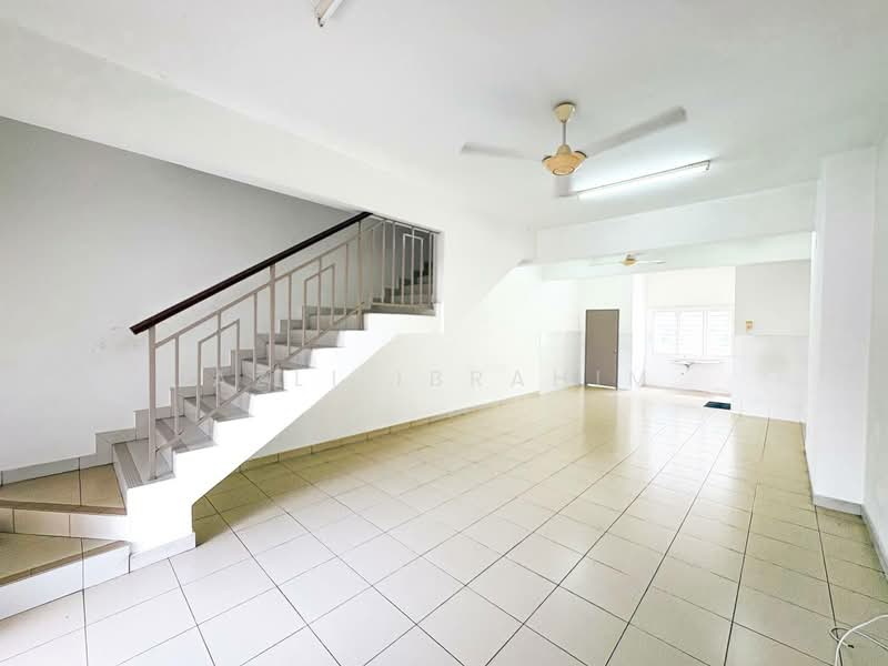 Rumah Teres 2 Tingkat untuk Dijual di Bandar Rinching Seksyen 6 (Semenyih) - Azli Ibrahim - Interior - PropertyGuru.com.my