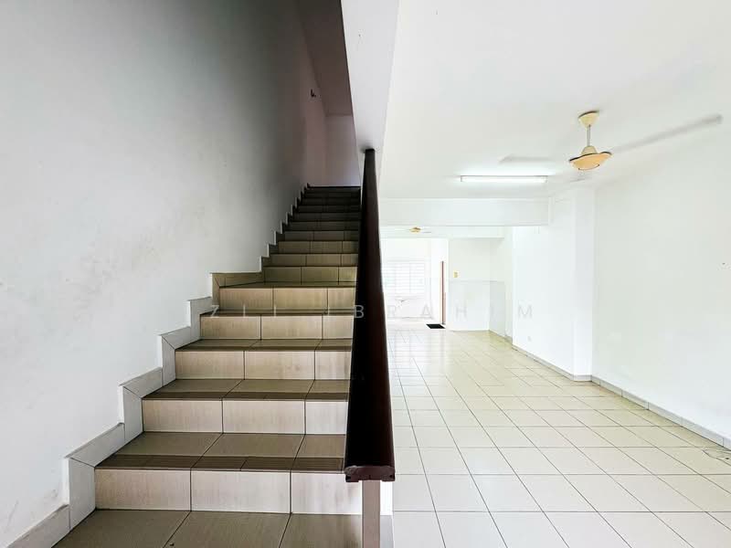 Rumah Teres 2 Tingkat untuk Dijual di Bandar Rinching Seksyen 6 (Semenyih) - Azli Ibrahim - Interior - PropertyGuru.com.my