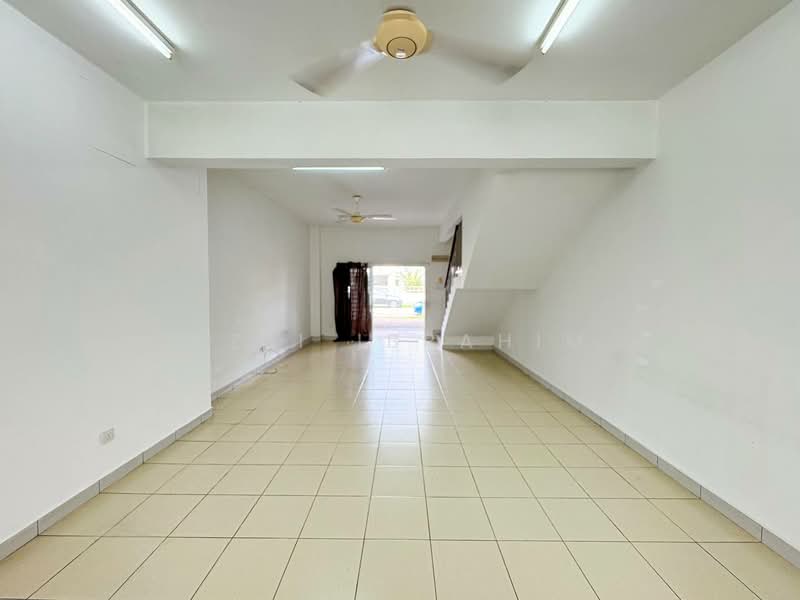 Rumah Teres 2 Tingkat untuk Dijual di Bandar Rinching Seksyen 6 (Semenyih) - Azli Ibrahim - Interior - PropertyGuru.com.my