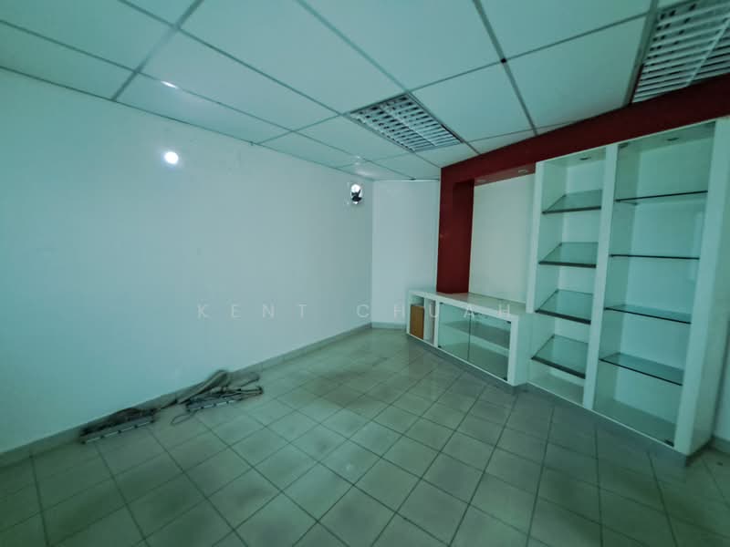 Shop for Rent in Butterworth (Penang) - Kent Chuah - Interior - PropertyGuru.com.my