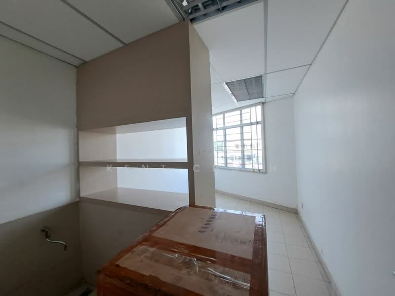 Shop for Rent in Butterworth (Penang) - Kent Chuah - Interior - PropertyGuru.com.my