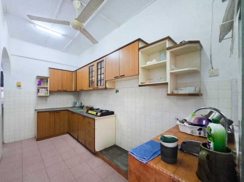 Rumah Bandar untuk Dijual di Taman Bukit Teratai (Ampang) - Zul Syafiq - PropertyGuru.com.my