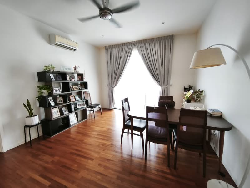 Semi-Detached House for Sale in Leisure Farm (Gelang Patah) - Shaun Tey - Living Room - PropertyGuru.com.my