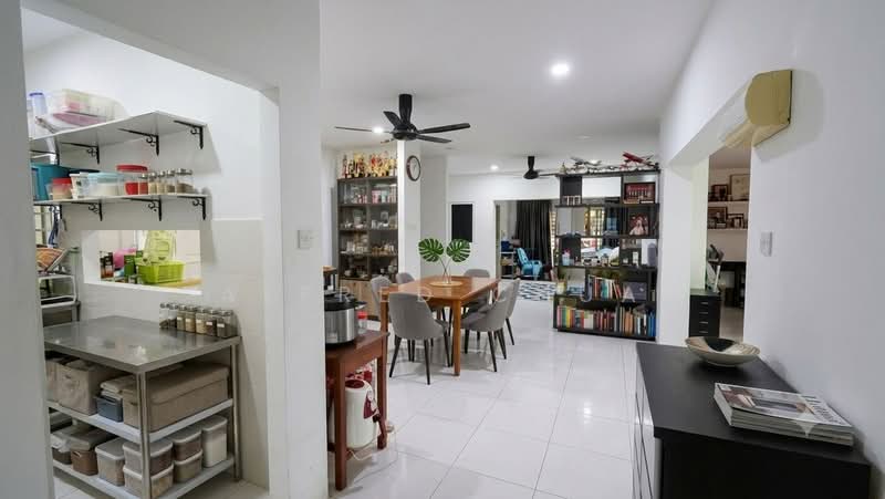 Rumah Teres 2 Tingkat untuk Dijual di Muara Tuang (Samarahan) - Alfred Chua - Kitchen - PropertyGuru.com.my