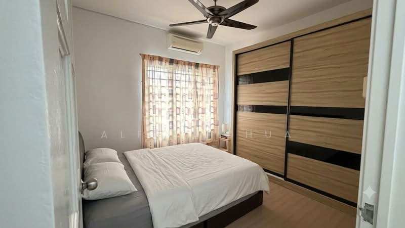 Rumah Teres 2 Tingkat untuk Dijual di Muara Tuang (Samarahan) - Alfred Chua - Bedroom - PropertyGuru.com.my